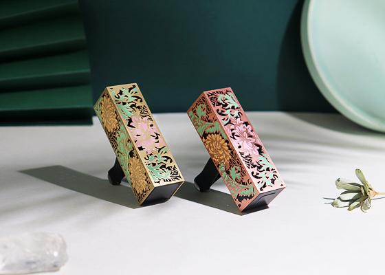 文創(chuàng)雕花車載香薰定制