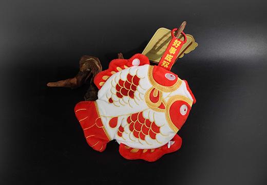 白釉黑彩雙魚瓶毛絨掛飾定制